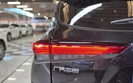 Toyota Highlander, 2022 год, 3 401 327 рублей, 4 фотография