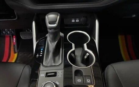 Toyota Highlander, 2022 год, 3 401 327 рублей, 8 фотография