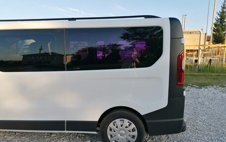 Opel Vivaro B, 2016 год, 1 840 000 рублей, 4 фотография