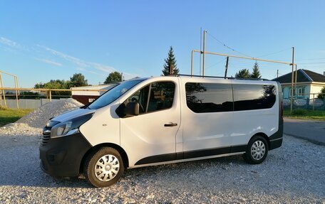 Opel Vivaro B, 2016 год, 1 840 000 рублей, 2 фотография