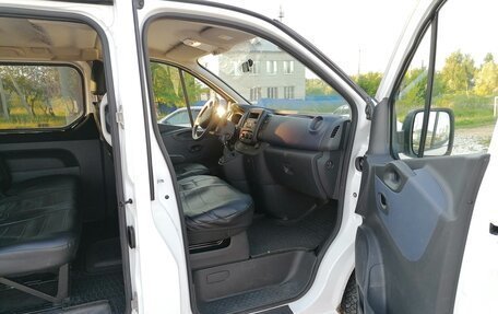Opel Vivaro B, 2016 год, 1 840 000 рублей, 20 фотография