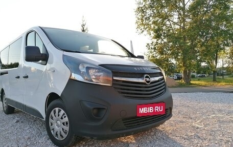 Opel Vivaro B, 2016 год, 1 840 000 рублей, 10 фотография