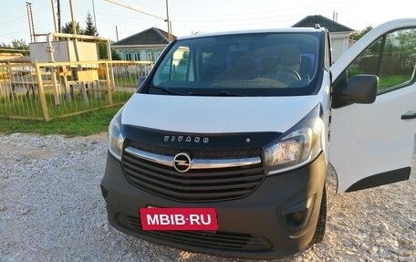 Opel Vivaro B, 2016 год, 1 840 000 рублей, 23 фотография