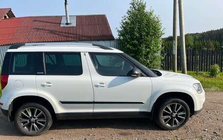 Skoda Yeti I рестайлинг, 2017 год, 1 560 000 рублей, 7 фотография