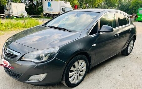 Opel Astra J, 2011 год, 439 000 рублей, 6 фотография
