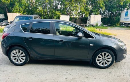 Opel Astra J, 2011 год, 439 000 рублей, 12 фотография