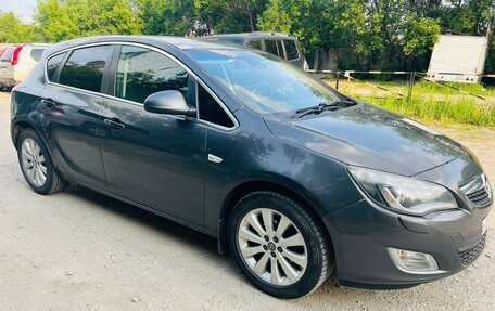 Opel Astra J, 2011 год, 439 000 рублей, 11 фотография