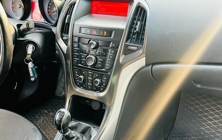 Opel Astra J, 2011 год, 439 000 рублей, 16 фотография