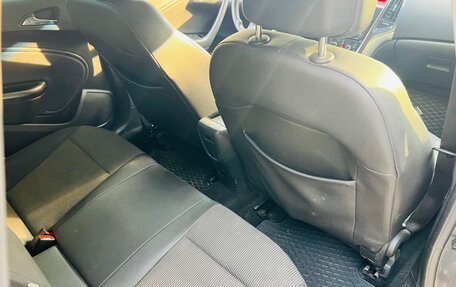 Opel Astra J, 2011 год, 439 000 рублей, 24 фотография