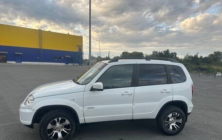 Chevrolet Niva I рестайлинг, 2013 год, 580 000 рублей, 4 фотография