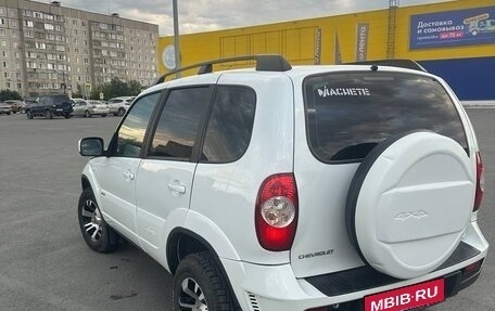 Chevrolet Niva I рестайлинг, 2013 год, 580 000 рублей, 2 фотография
