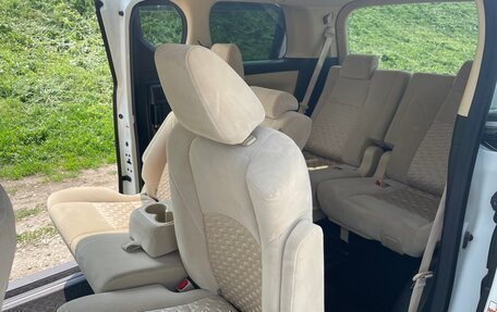 Toyota Alphard III, 2017 год, 3 250 000 рублей, 6 фотография