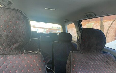 Toyota Wish II, 2003 год, 650 000 рублей, 3 фотография
