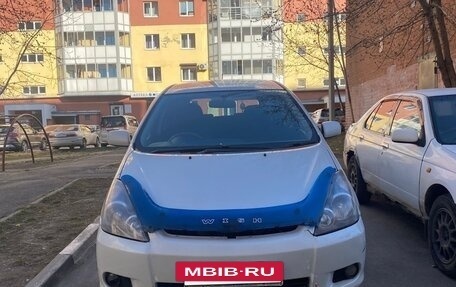 Toyota Wish II, 2003 год, 650 000 рублей, 5 фотография