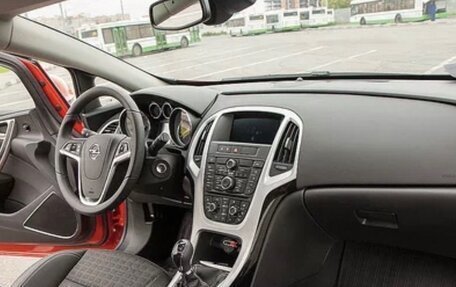 Opel Astra J, 2014 год, 880 000 рублей, 3 фотография