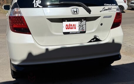 Honda Fit III, 2005 год, 450 000 рублей, 10 фотография