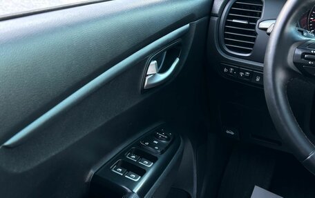 KIA Rio IV, 2019 год, 1 469 000 рублей, 18 фотография