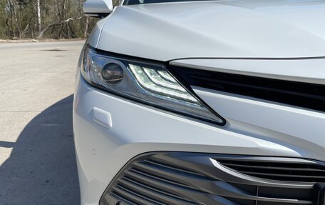 Toyota Camry, 2018 год, 2 590 000 рублей, 10 фотография