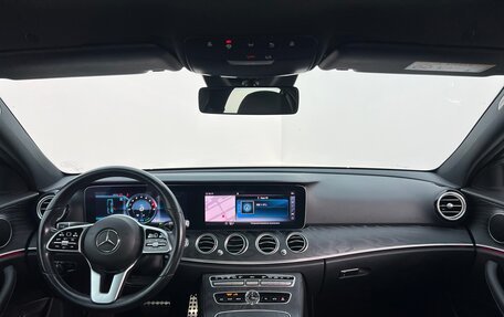 Mercedes-Benz E-Класс, 2020 год, 3 990 000 рублей, 9 фотография