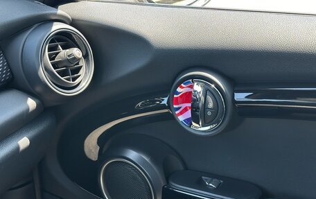MINI Cabrio, 2017 год, 1 990 000 рублей, 28 фотография