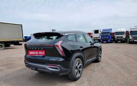 Geely Atlas, 2024 год, 2 500 000 рублей, 3 фотография