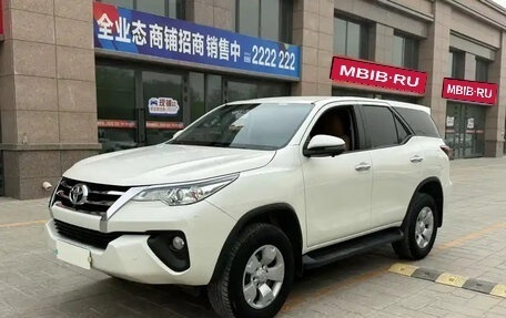 Toyota Fortuner II, 2020 год, 2 400 000 рублей, 1 фотография