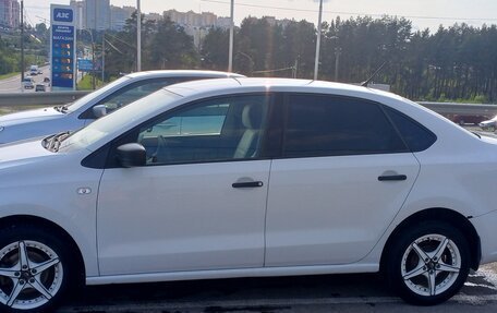Volkswagen Polo VI (EU Market), 2014 год, 720 000 рублей, 2 фотография
