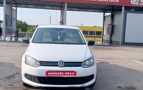 Volkswagen Polo VI (EU Market), 2014 год, 720 000 рублей, 3 фотография