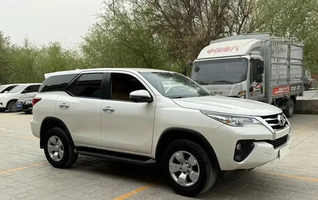 Toyota Fortuner II, 2020 год, 2 400 000 рублей, 3 фотография