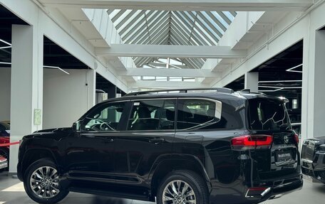 Toyota Land Cruiser, 2025 год, 13 100 000 рублей, 4 фотография