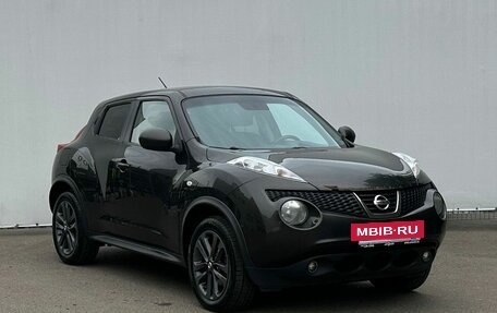 Nissan Juke II, 2011 год, 900 000 рублей, 3 фотография