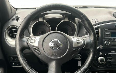 Nissan Juke II, 2011 год, 900 000 рублей, 12 фотография