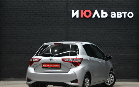 Toyota Vitz, 2019 год, 1 100 000 рублей, 8 фотография