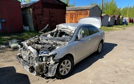 Toyota Camry, 2010 год, 305 000 рублей, 2 фотография