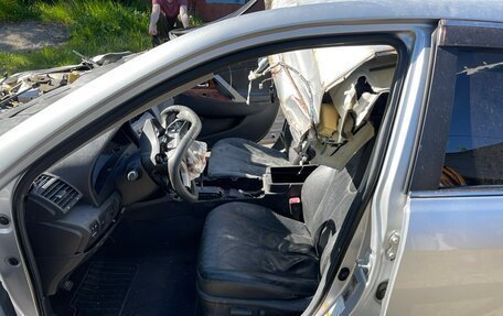 Toyota Camry, 2010 год, 305 000 рублей, 11 фотография