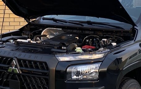 Mitsubishi L200, 2024 год, 4 349 999 рублей, 5 фотография
