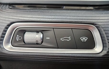 Geely Emgrand, 2024 год, 1 679 000 рублей, 16 фотография