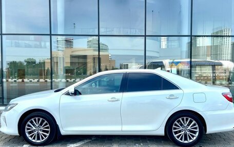 Toyota Camry, 2017 год, 2 349 000 рублей, 8 фотография