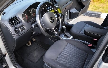 Volkswagen Polo VI (EU Market), 2018 год, 1 200 000 рублей, 14 фотография