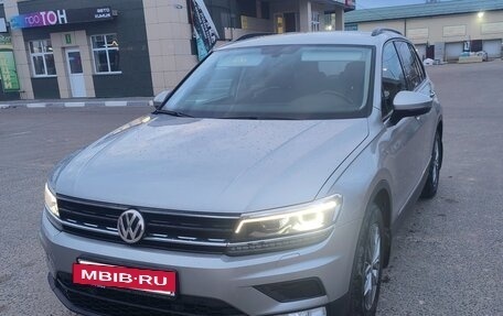 Volkswagen Tiguan II, 2017 год, 2 150 000 рублей, 4 фотография