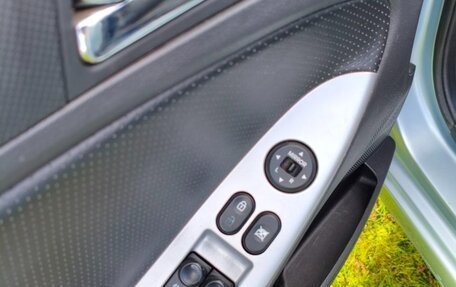 Hyundai Solaris II рестайлинг, 2011 год, 890 000 рублей, 7 фотография