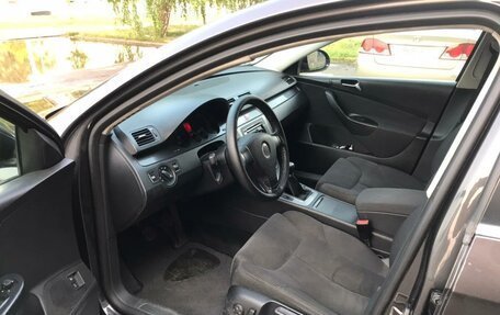 Volkswagen Passat B6, 2007 год, 850 000 рублей, 13 фотография