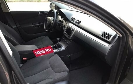Volkswagen Passat B6, 2007 год, 850 000 рублей, 16 фотография