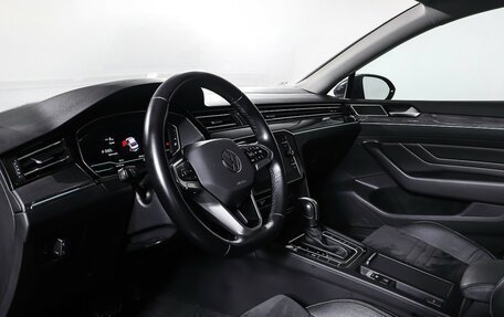 Volkswagen Passat B8 рестайлинг, 2021 год, 2 577 000 рублей, 15 фотография