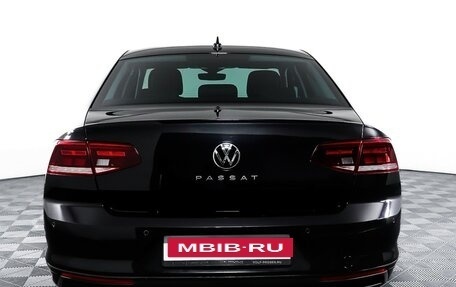 Volkswagen Passat B8 рестайлинг, 2021 год, 2 577 000 рублей, 6 фотография