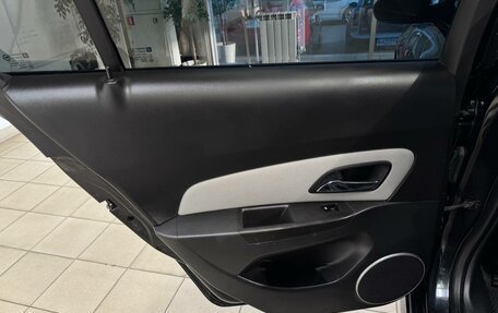 Chevrolet Cruze II, 2013 год, 990 000 рублей, 15 фотография