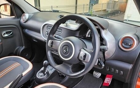 Renault Twingo III, 2022 год, 1 200 000 рублей, 8 фотография