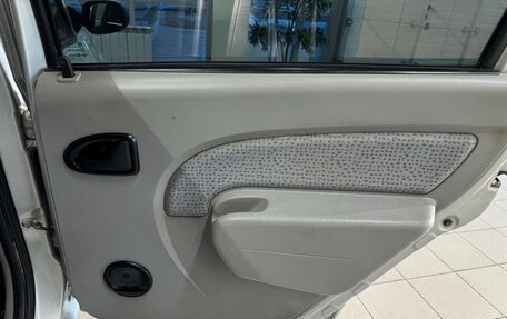 Renault Logan I, 2006 год, 350 000 рублей, 17 фотография