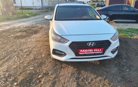 Hyundai Solaris II рестайлинг, 2018 год, 1 200 000 рублей, 1 фотография