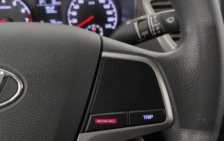 Hyundai Solaris II рестайлинг, 2019 год, 1 340 000 рублей, 14 фотография